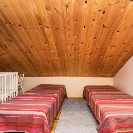 Loma-asunnot Metsatahti By Interhome