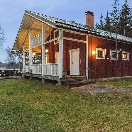 Metsatahti By Interhome Loma-asunnot Alvettula